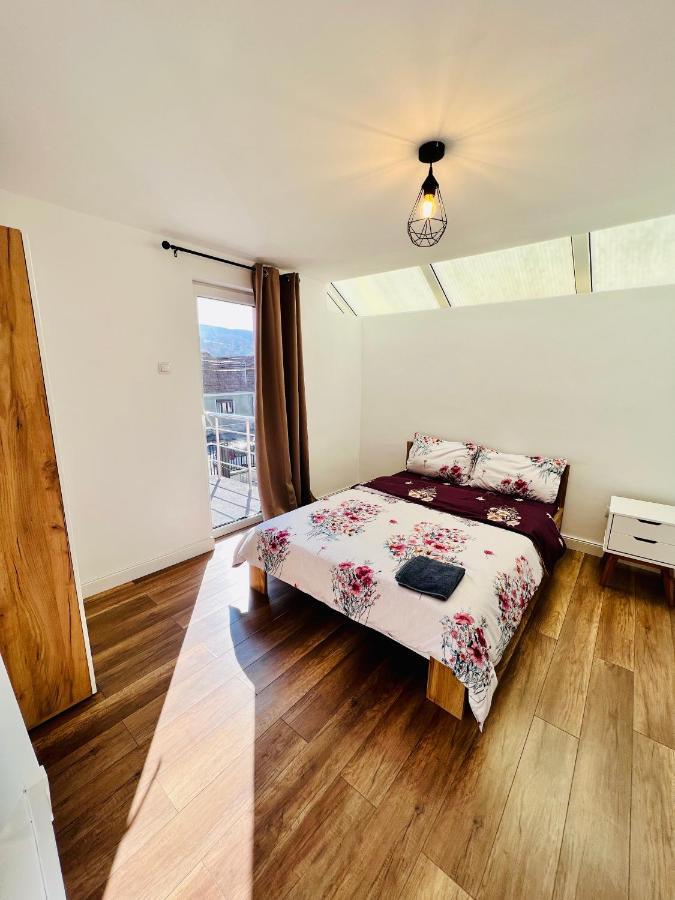 Master Adventure Guest House Vadu Crisului Exterior foto